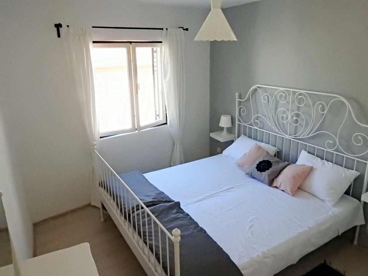 Apartment Antonela Слатине Екстер'єр фото