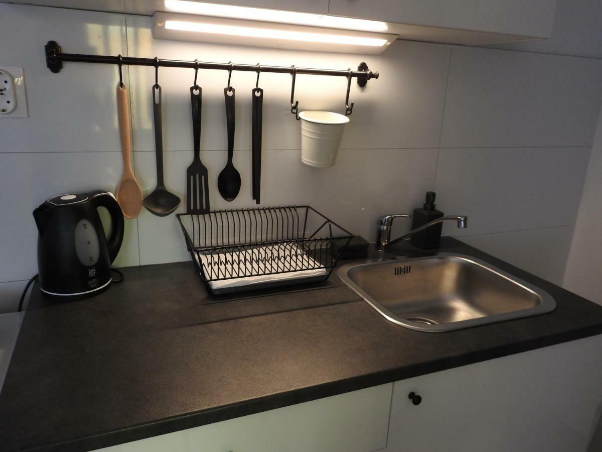 Apartment Antonela Слатине Екстер'єр фото
